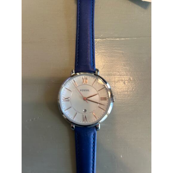 Fossil Women's Watch with Navy Leather Band NWT Preppy Office - Picture 1 of 6